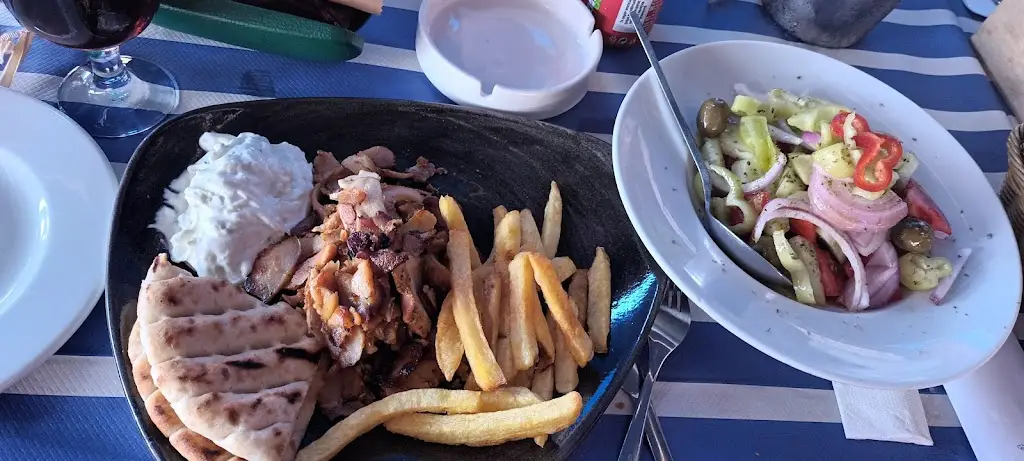 Menu_Georgeos Family_Mavrommáti_image_7