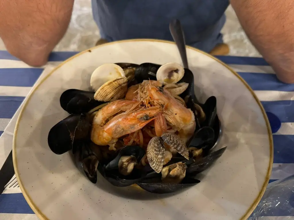 Menu_Georgeos Family_Mavrommáti_image_8