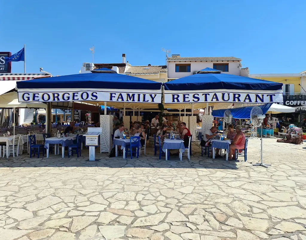 Georgeos Family Restaurant in Mavrommáti