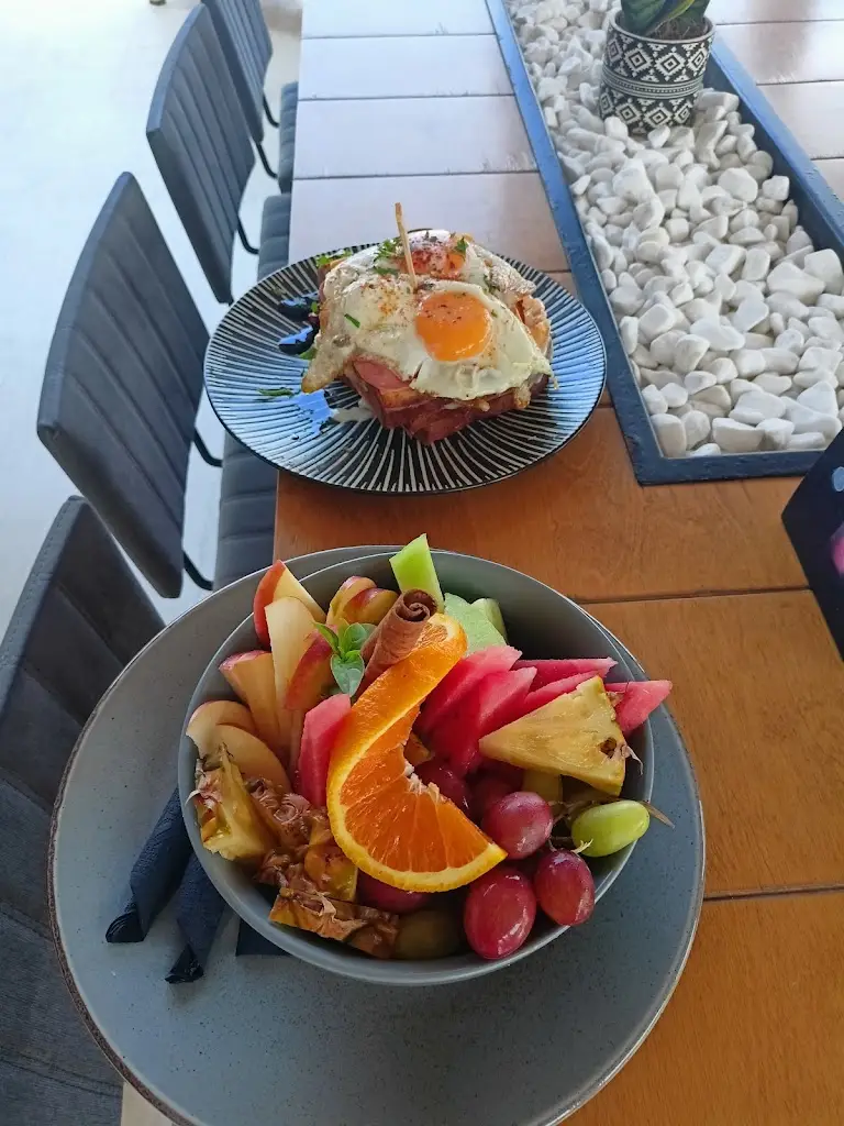 Menü_Charlie’s_Mavrommáti_Bild_5