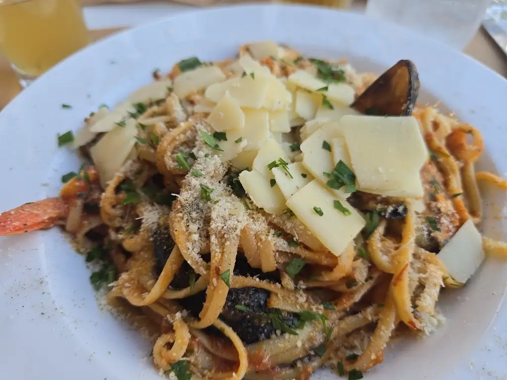 Lady Shiva_Charlie’s_Mavrommáti_Bewertung