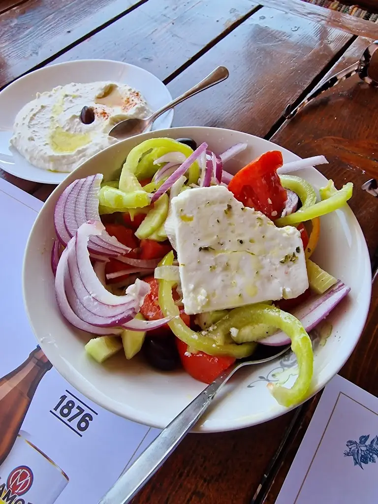 Mega Drafi_Mavrommáti_slider_image_3