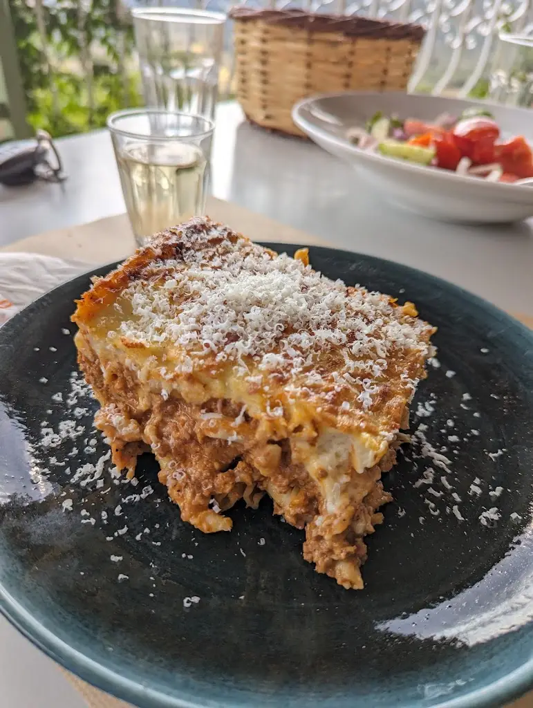 Menu_Restaurant - Tavern - Cafeteria - Ithomi_Mavrommáti_imagen_5