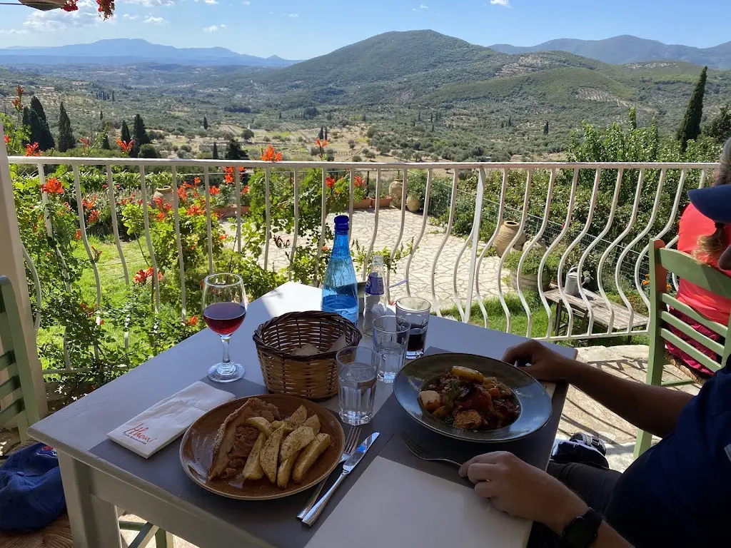 Restaurant - Tavern - Cafeteria - Ithomi_Mavrommáti_slider_image_3