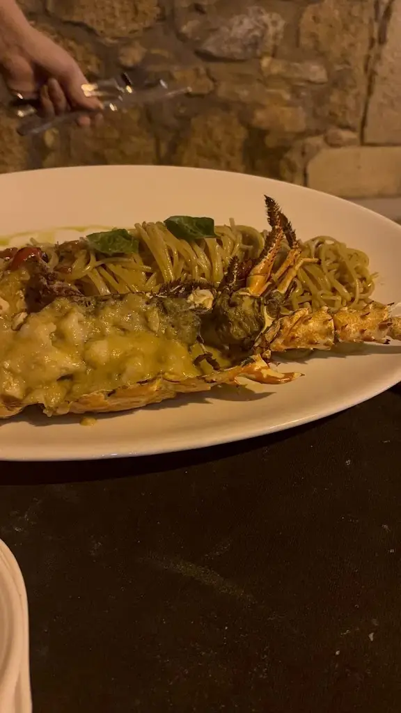 laura toma_MEDIKON Mediterranean Cuisine & Wine_Áno Lekhónia_review