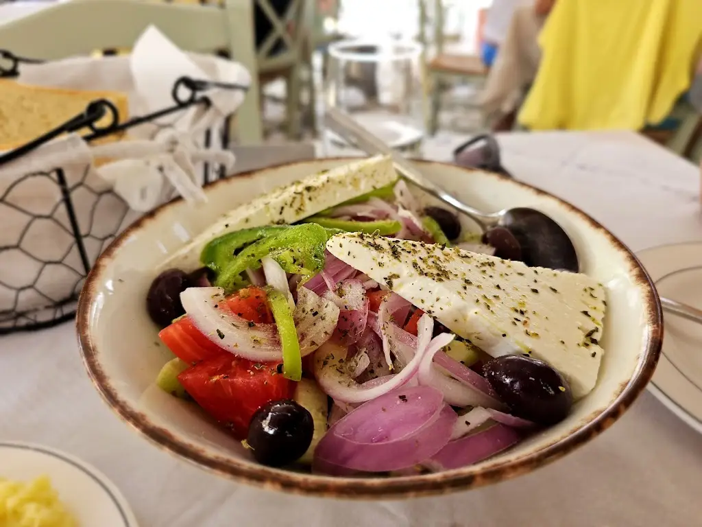 Menu_PORTO TRIZONIA RESTAURANT_Áno Lekhónia_image_9