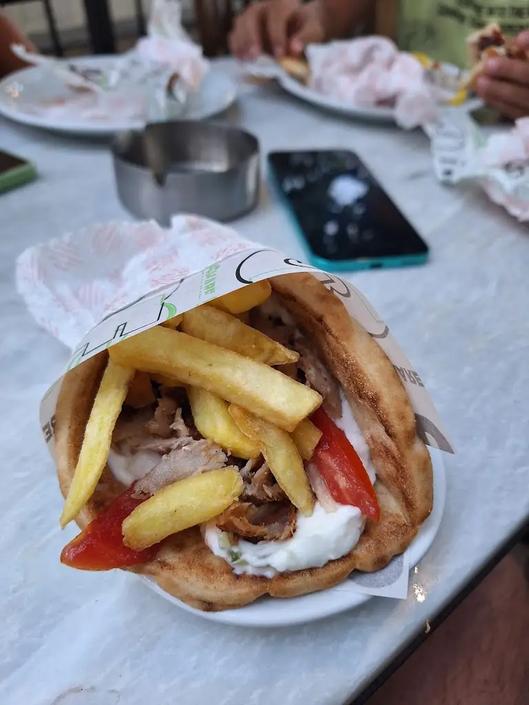 ugljesa dardic_ENALLAX Grill House_Argalastí_Bewertung