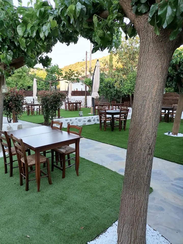 Oasis Restaurant-Cafe Restaurant in Argalastí