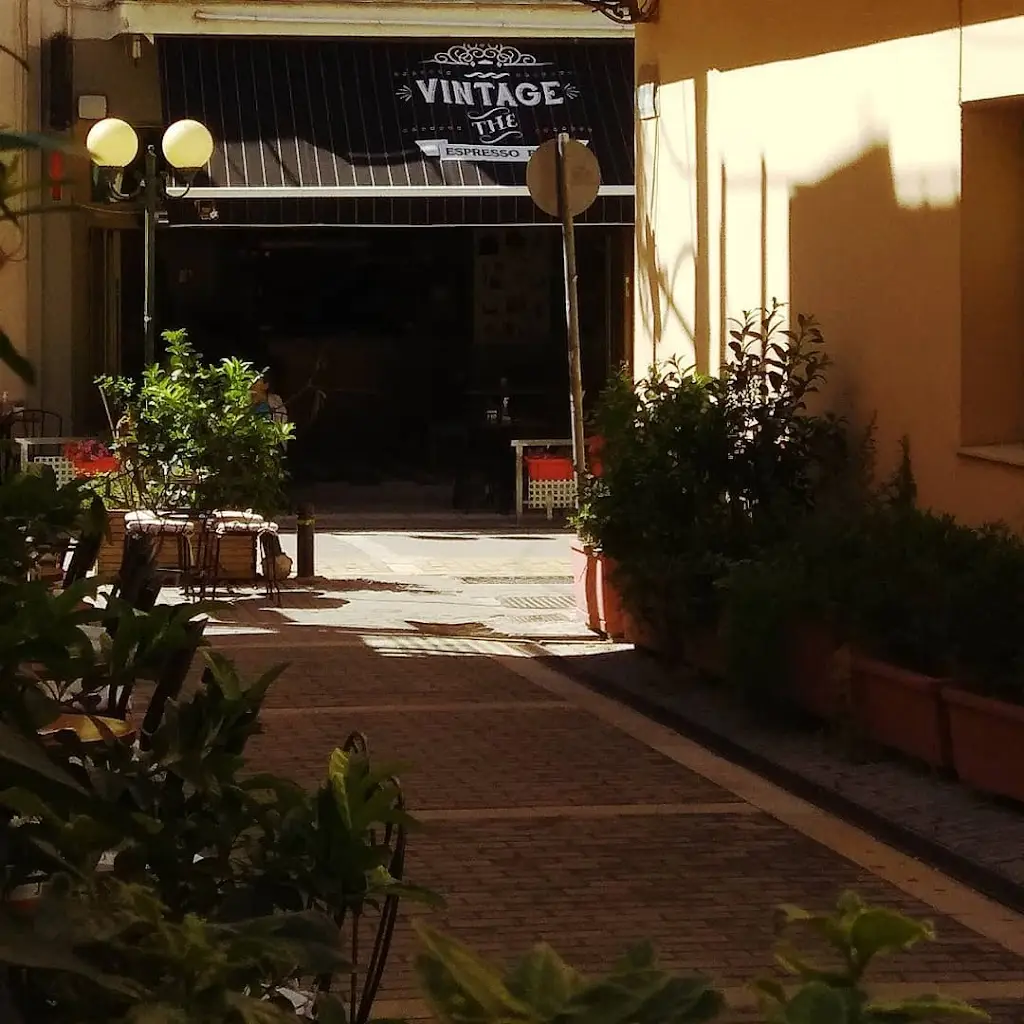 Vintage Espresso Bar Restaurant in Néa Ionía