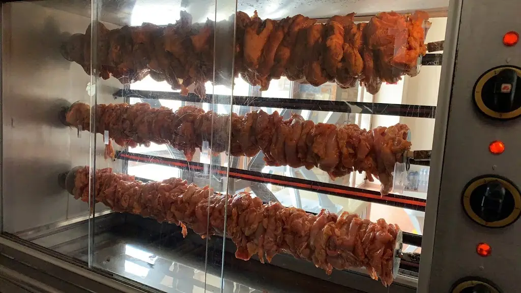 Κρεοπωλείο & Ψητοπωλείο Η ΓΟΥΡΑ_Almyrós_slider_image_1