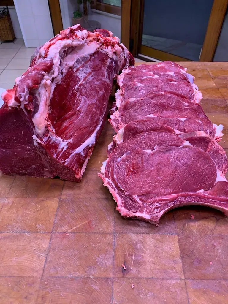 Κρεοπωλείο & Ψητοπωλείο Η ΓΟΥΡΑ_Almyrós_slider_image_3