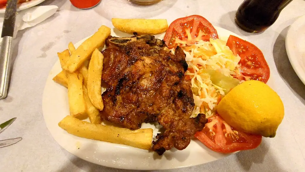 Cosmic Taverna Uta_Almyrós_slider_image_3