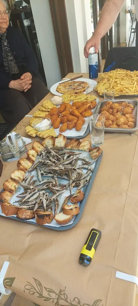 Christos Kakaras_ΣΟΥΒLIKE_Almyrós_review