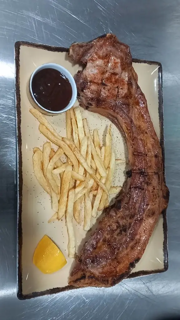 roula koulioura_Μεσογείτισσα Ταβέρνα_Keratéa_review