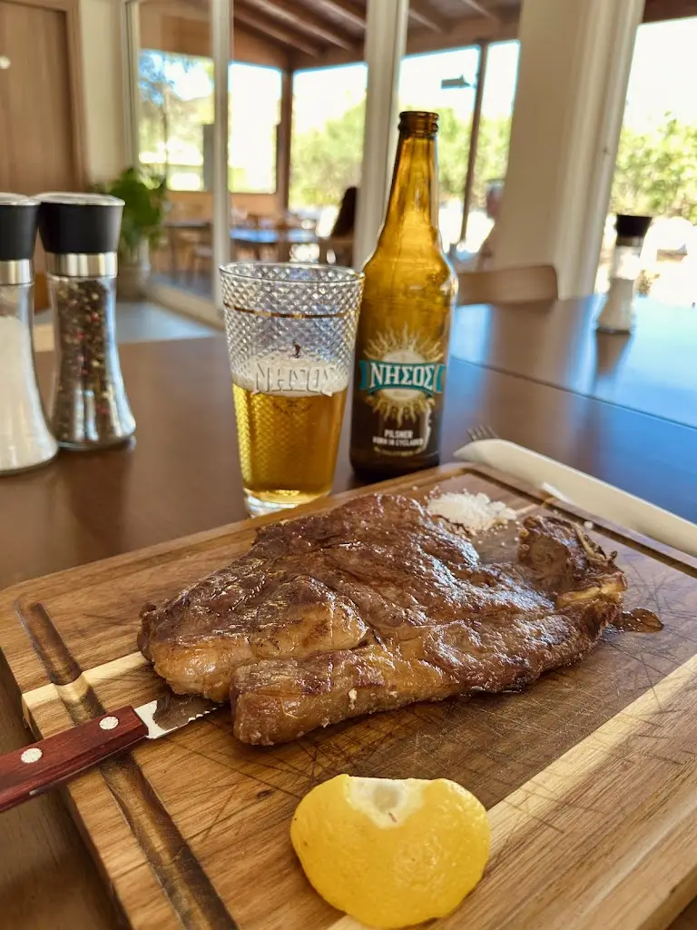 Μεσογείτισσα Ταβέρνα_Keratéa_slider_image_3