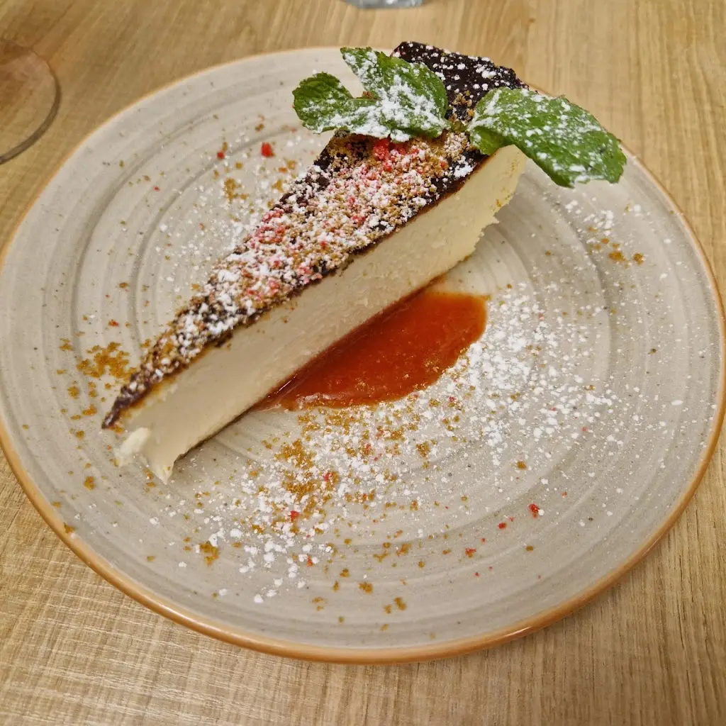 Menu_Whitopoleio_Ágioi Theódoroi_image_8