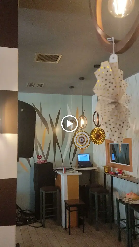 ΛΕΥΚΑ ΚΑΦΕ_Keratéa_slider_image_2