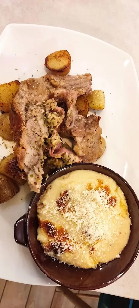 ΛΕΥΚΑ ΚΑΦΕ_Keratéa_slider_image_3