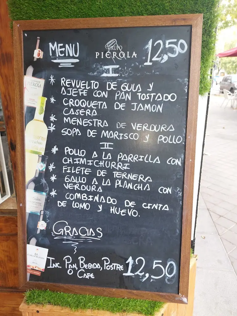 Menü_Aquarella Cafe_Kardamýli_Bild_2