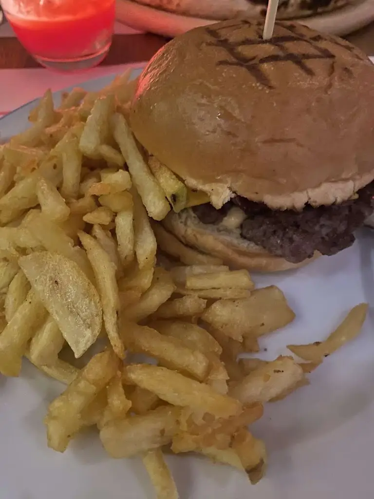 Menu_Penny Lane Comfort Food_Khalándrion_image_9