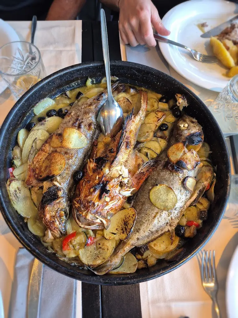 Menu_To Nisi_Messíni_image_5