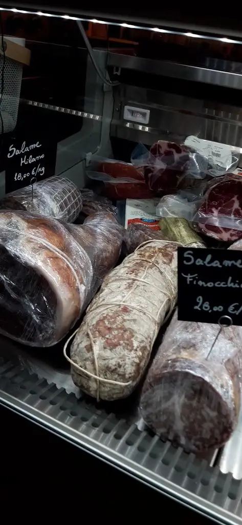 Rica Riccardi_Khalándrion_slider_image_2