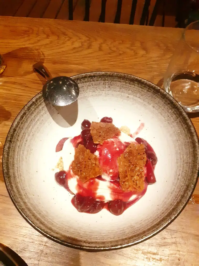 Menü_Hide & Seek - All day bar restaurant_Khalándrion_Bild_9