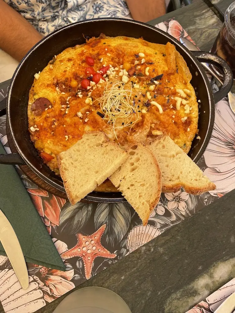 vicky yuanyuan geng_Gardenista_Khalándrion_Bewertung