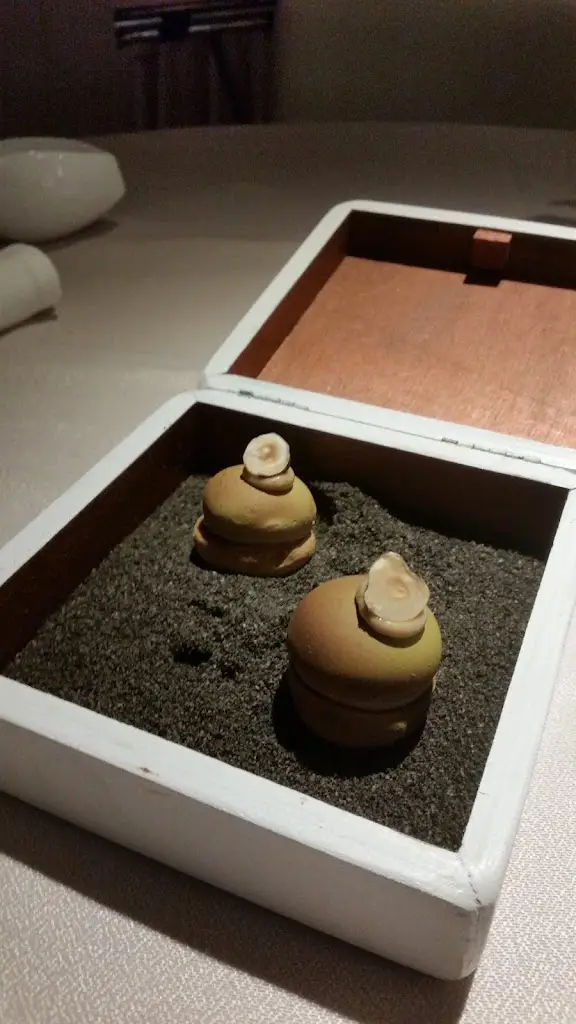 Menu_Botrini's Restaurant Athens_Khalándrion_image_9