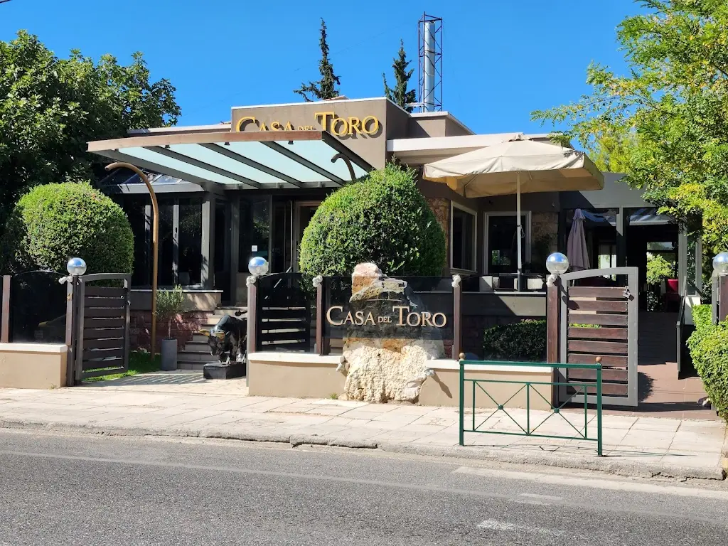 Priscilla Fernandes_Casa del Toro_Khalándrion_review