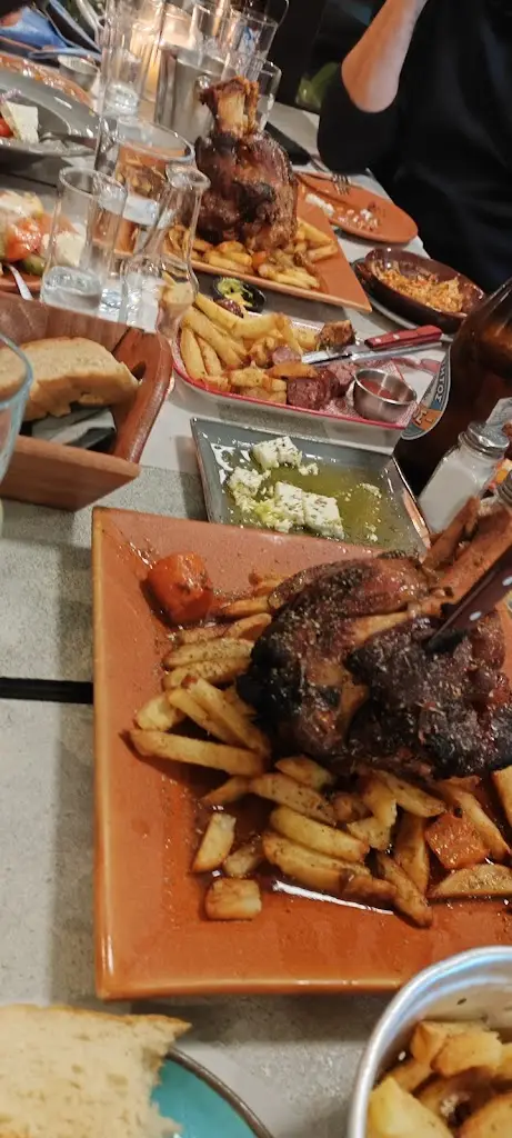 Menu_To scholarchio tis kipselis_Kipséli_image_8