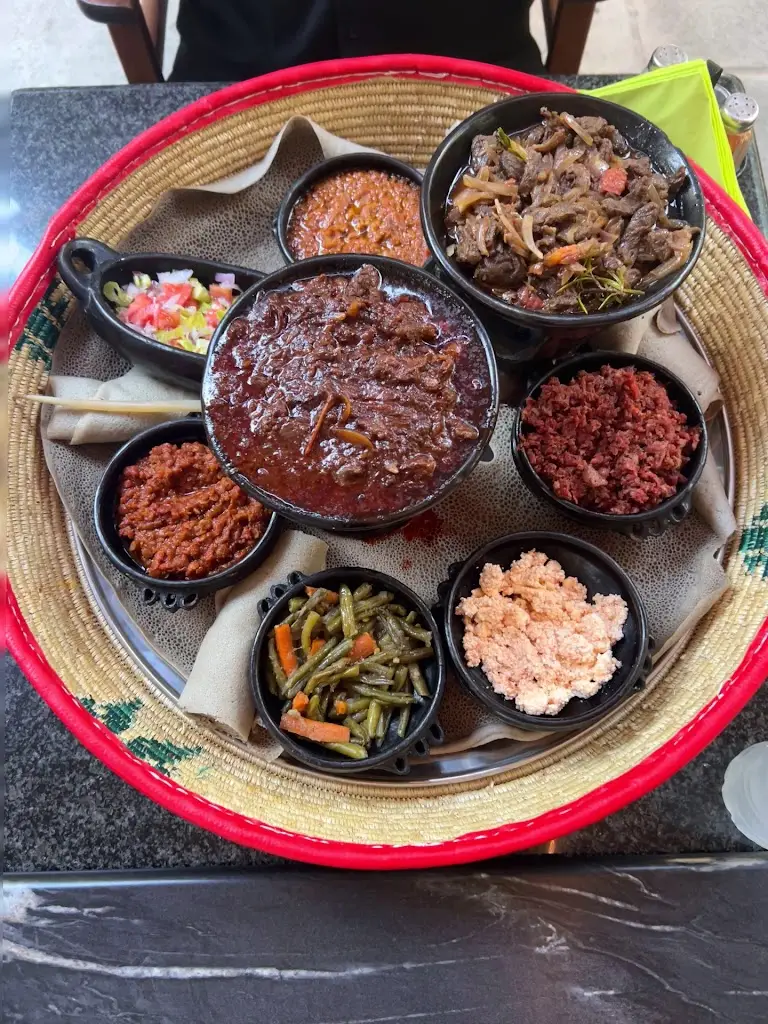 Meaza Tefera_Mesob Ethiopian Restaurant_Kipséli_review