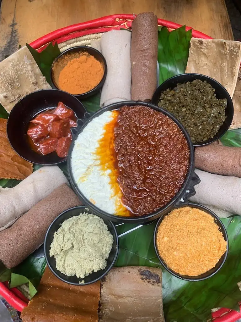 Mesob Ethiopian Restaurant_Kipséli_slider_image_3