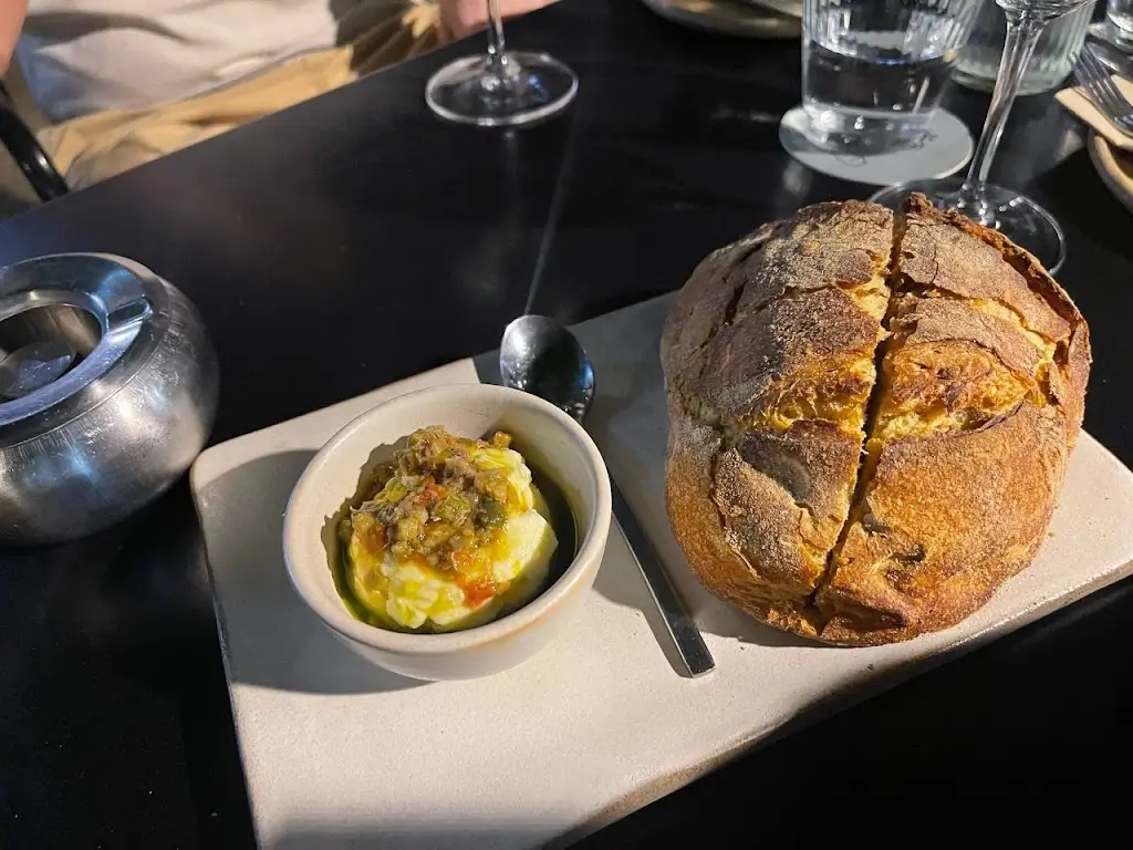 Ian T_Dylan_Kipséli_reseña