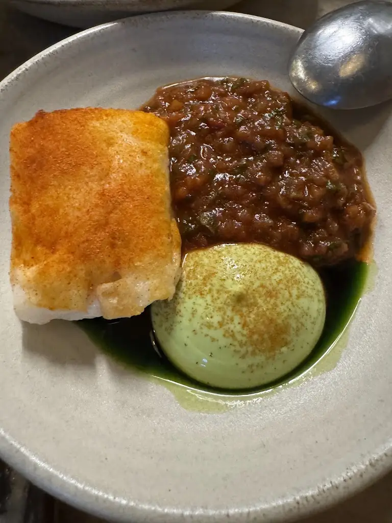 Konstantinos Kalogerakis_Dylan_Kipséli_reseña