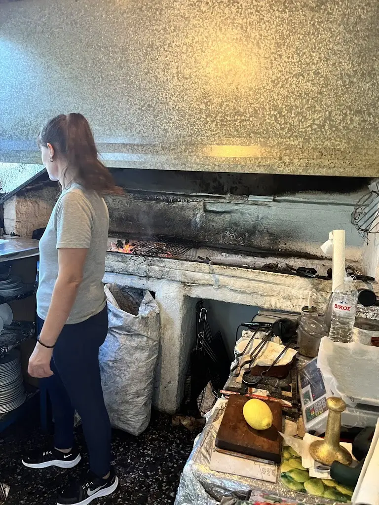 Dimitry Bratina_Zorbas Restaurant_Kinéta_review