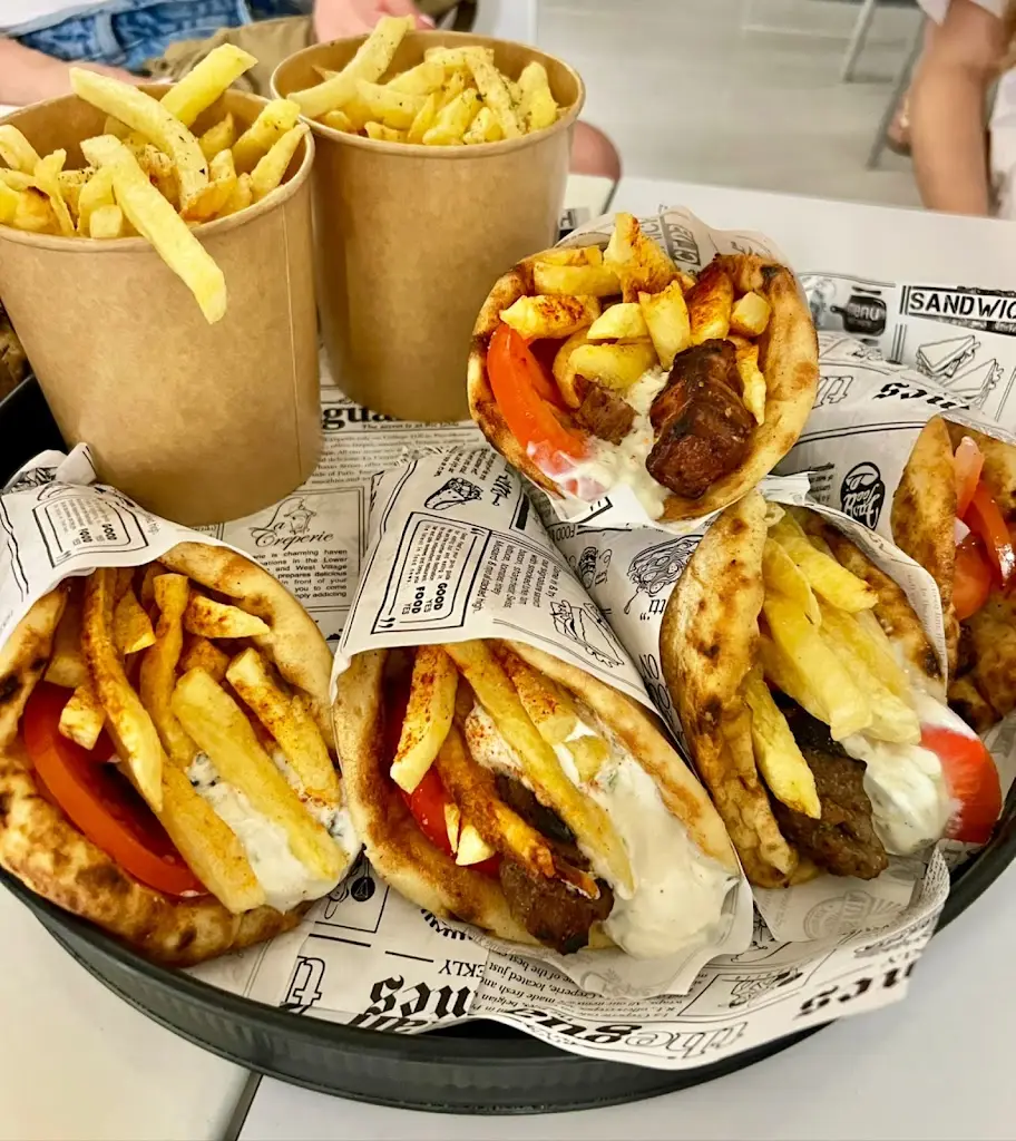 Flame & Fork - Grill/Souvlaki_Kinéta_slider_image_3