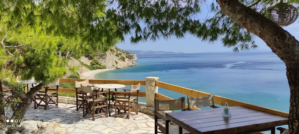 ΑΦΡΟΔΙΤΗ ΘΕΟΔΩΡΑΚΗ_Skiron Restaurant by Hotel Cokkinis_Kinéta_review
