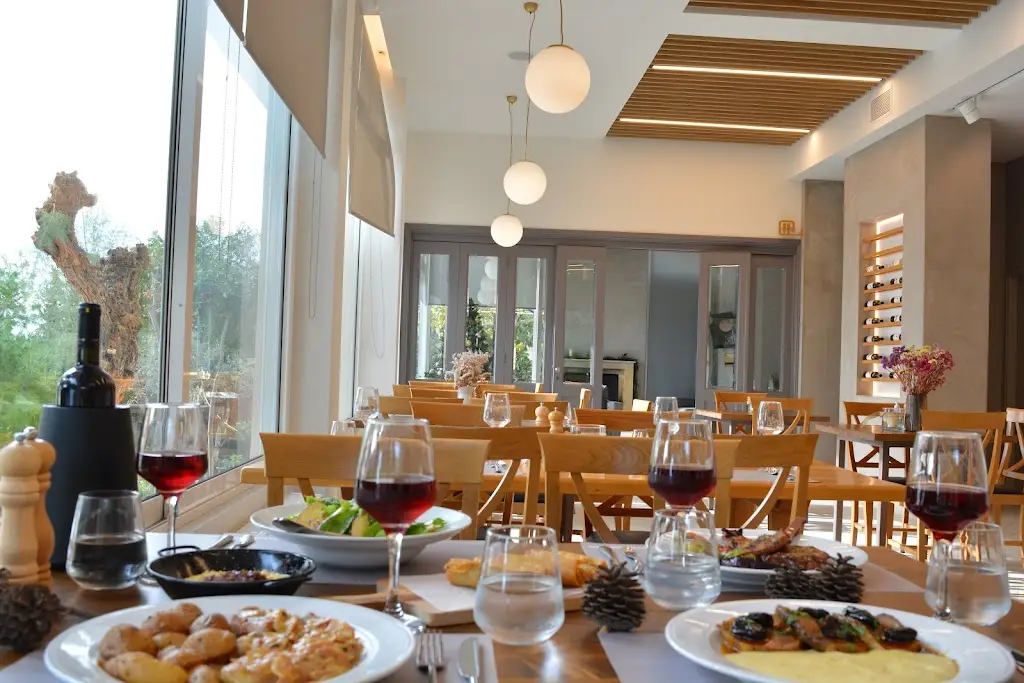 Skiron Restaurant by Hotel Cokkinis_Kinéta_slider_image_1