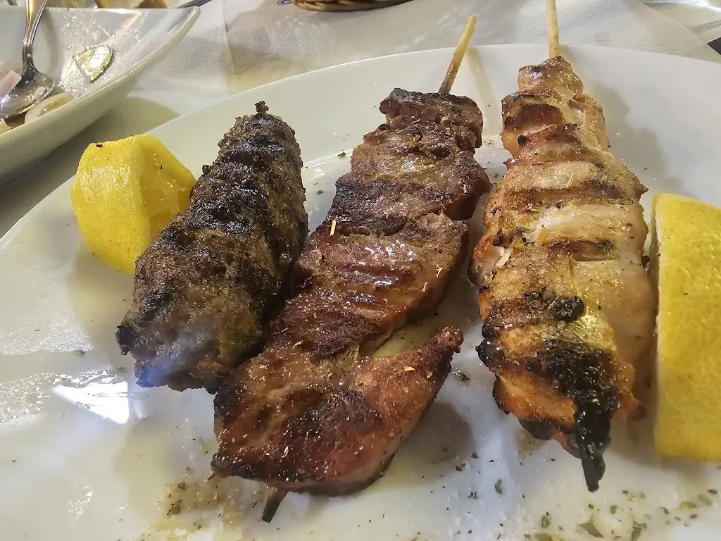 Raft Grill Bar_Kinéta_slider_image_3