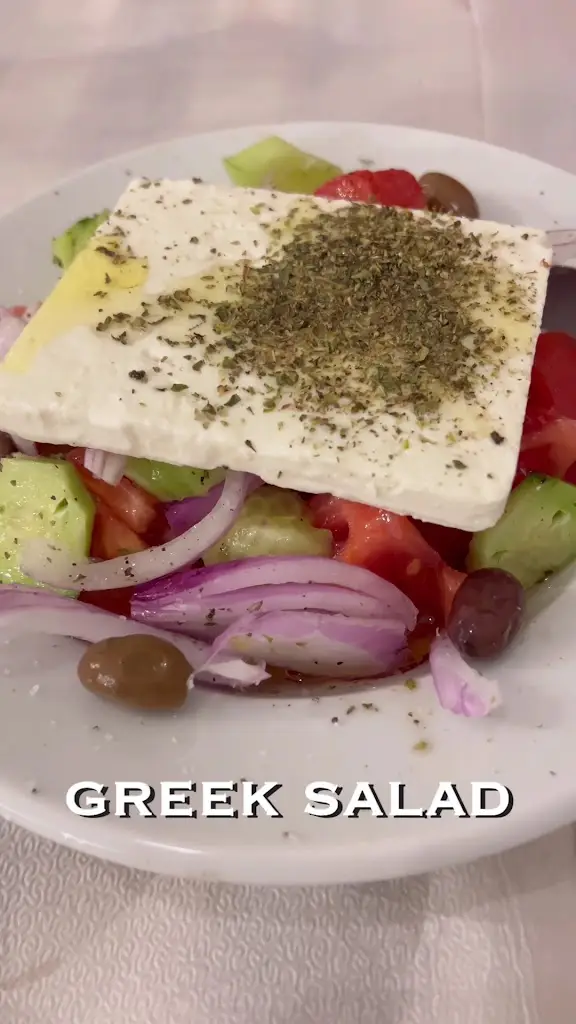 hot Corner_Koropí_slider_image_2