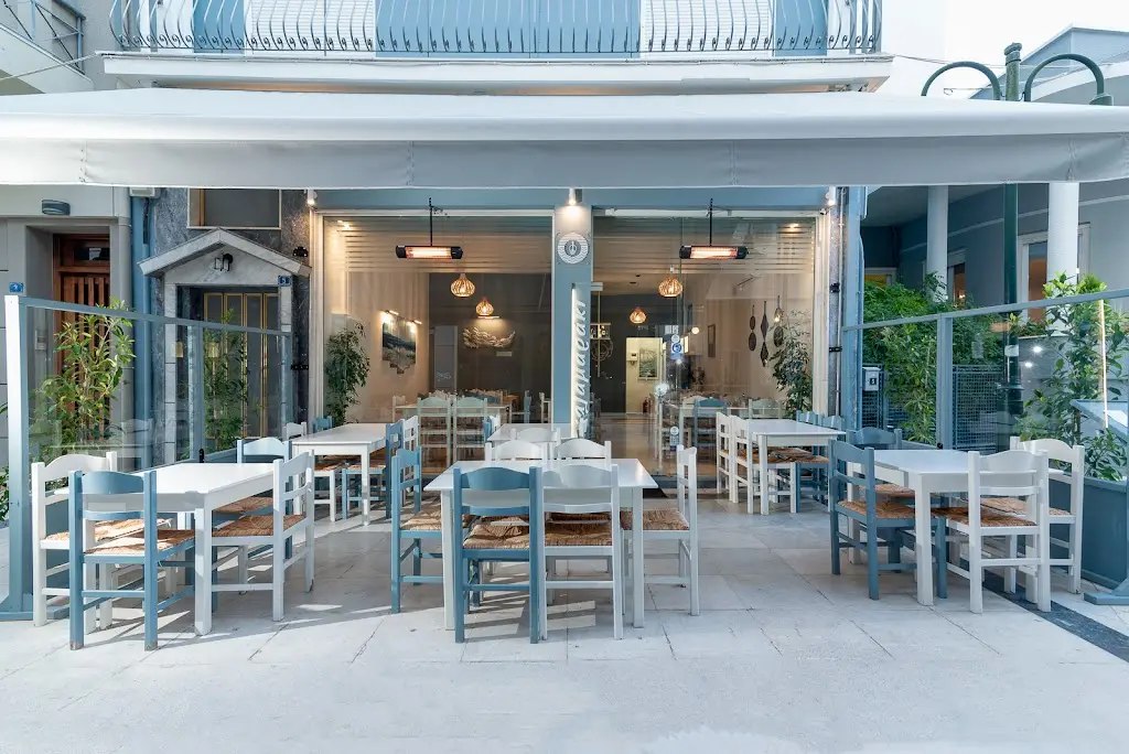 Καλαμαράκι μεζεδοπωλείο Restaurant in Koropí