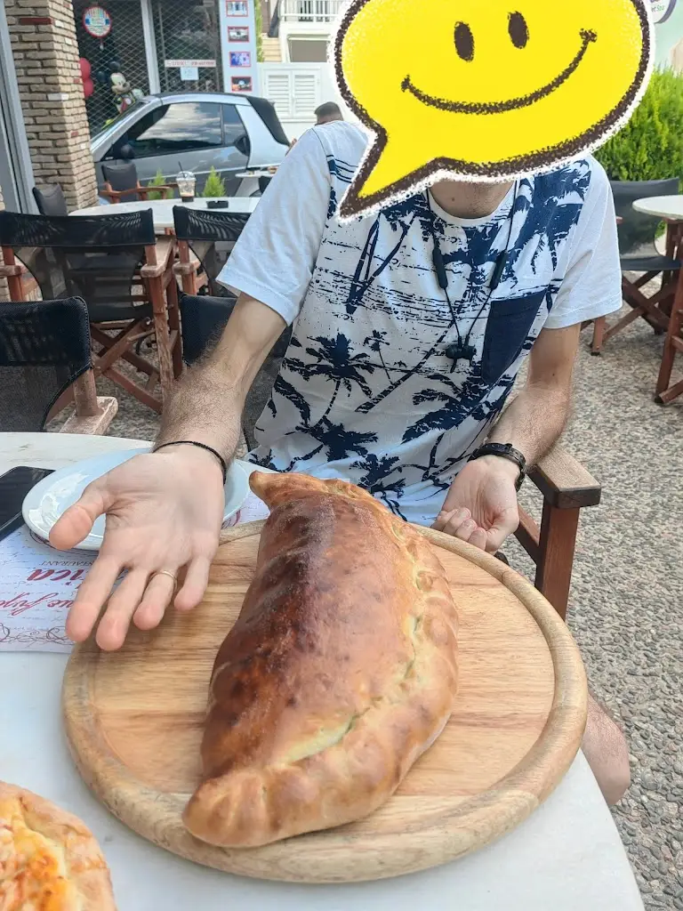 Emy Zh_L'Antica_Koropí_Bewertung