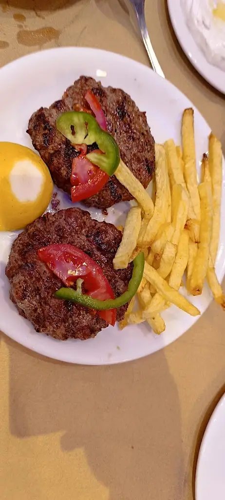 Menü_Μεζεδοπωλείο Ραδιοπειρατές_Koropí_Bild_7