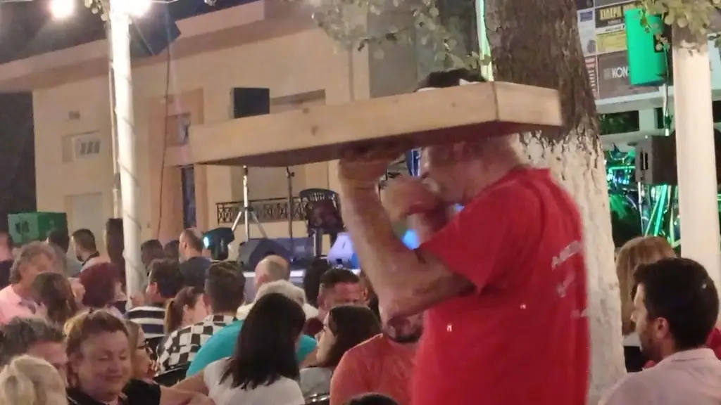 Μεζεδοπωλείο Ραδιοπειρατές_Koropí_slider_image_2