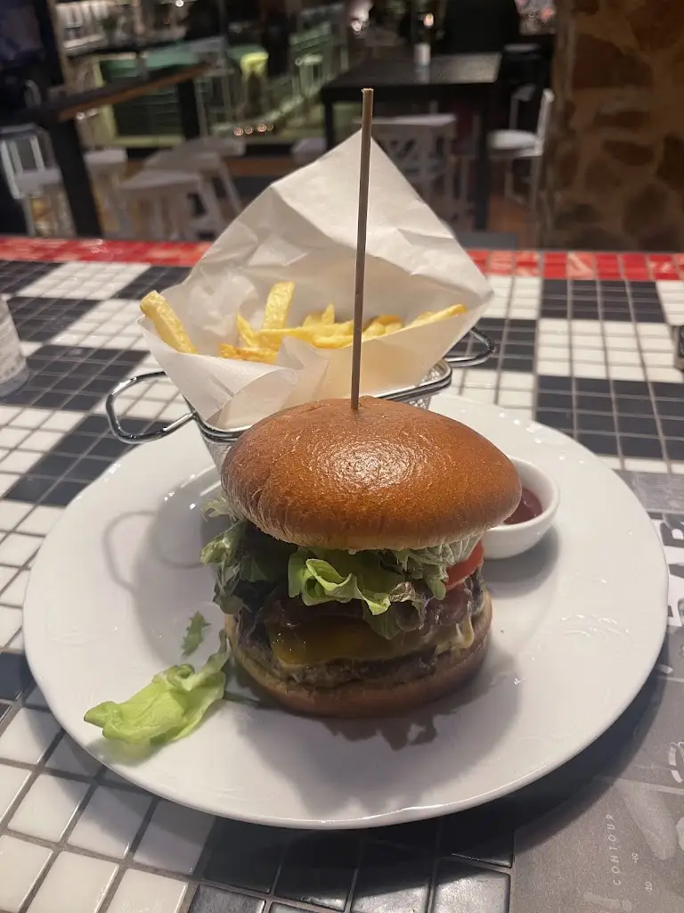 Menü_Dante's_Koropí_Bild_9