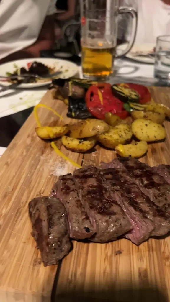 Dante's_Koropí_slider_image_2