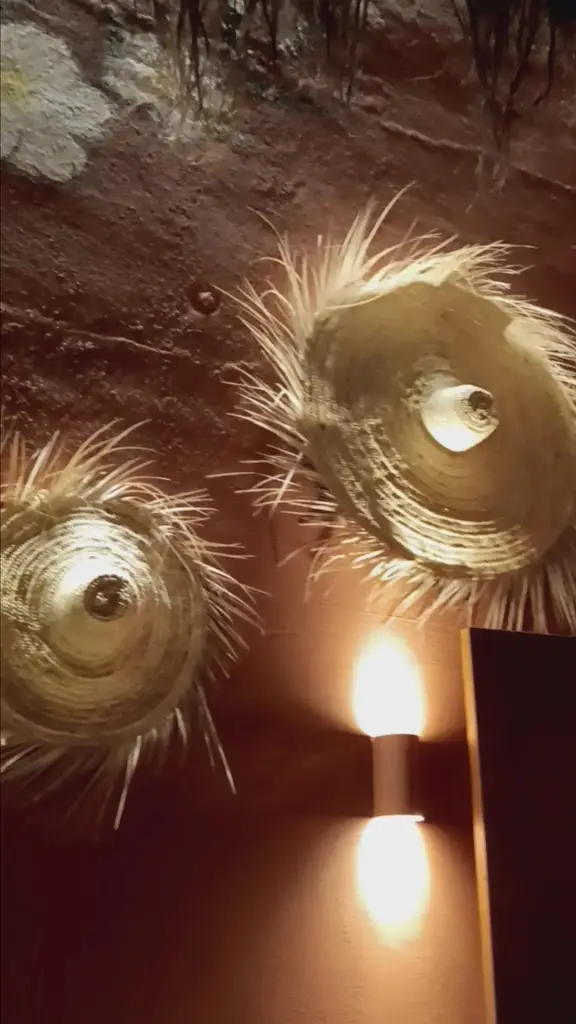 Olga Vo_Emiliano Zapata_Korydallós_review