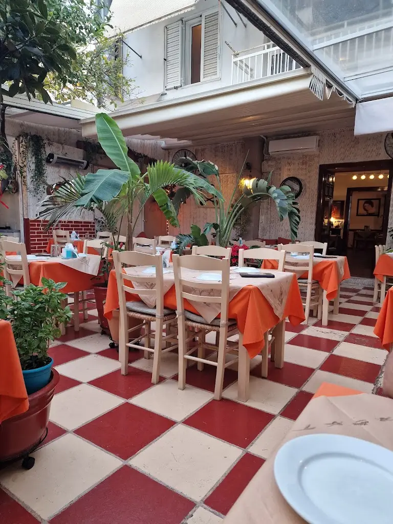 Janne Bundesen_SEMELI tsipouradiko_Korydallós_review