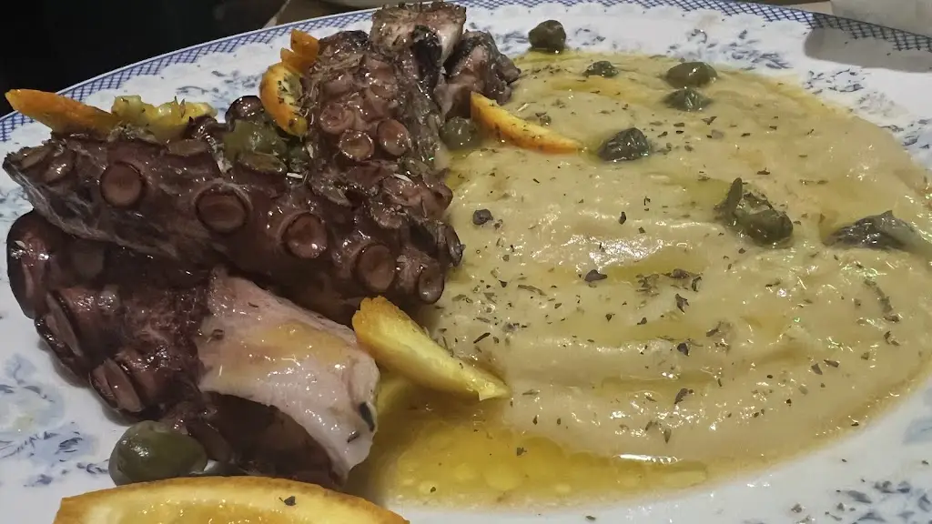 Alexandra Daskalea_Κουτουρού Μεζετζίδικον_Korydallós_review